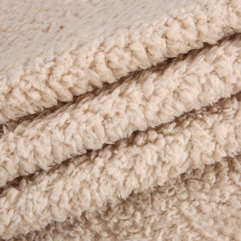 Cream sherpa fleece pet blanket texture