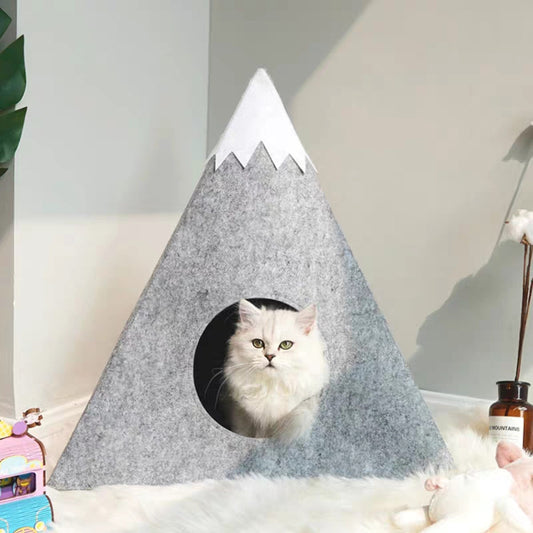 Fleecy felt mountain cat cave