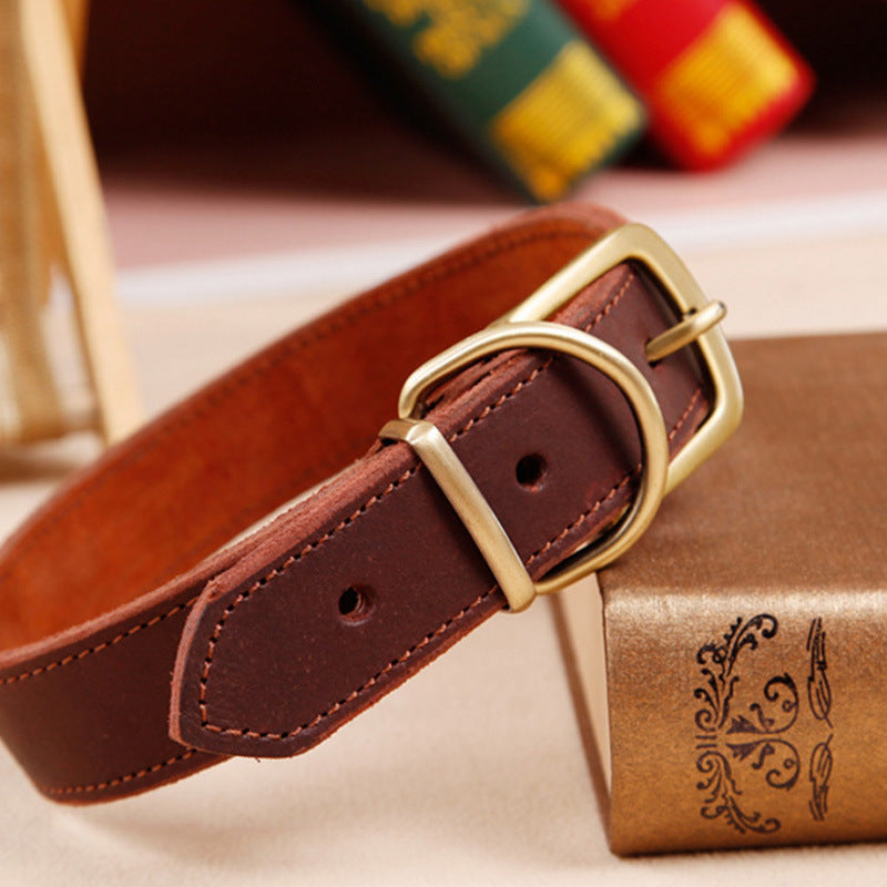 Fleecy genuine leather collar with metal buckle